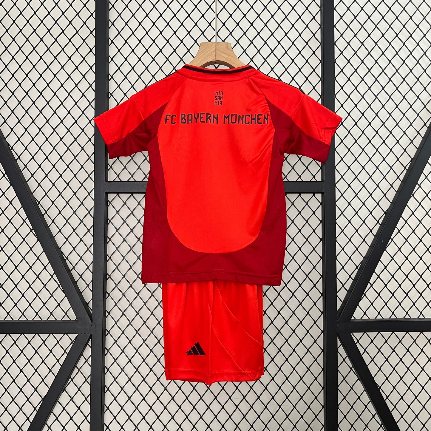 Kit Infantil Bayern Titular 24/25