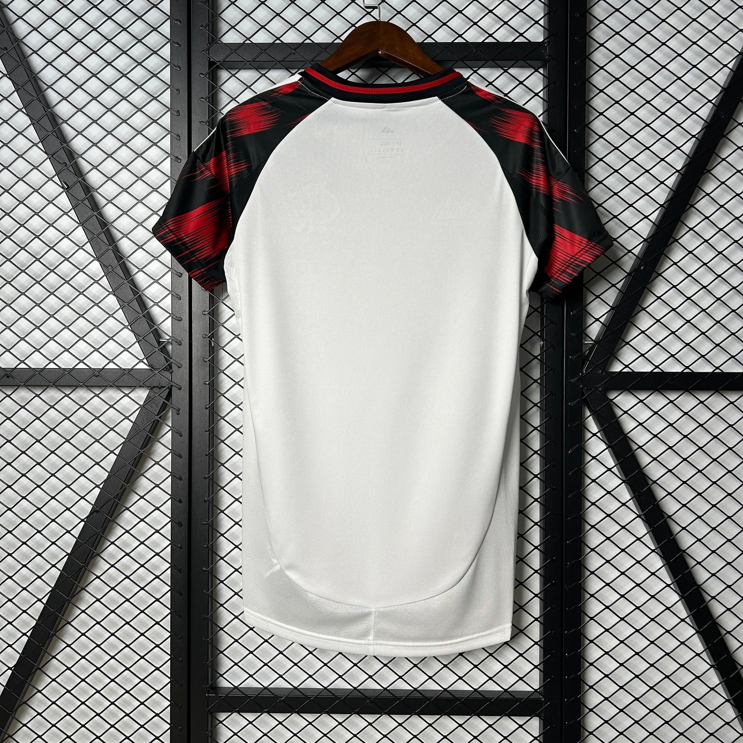 Camisa Flamengo Reserva 25/26 - Versão Feminina