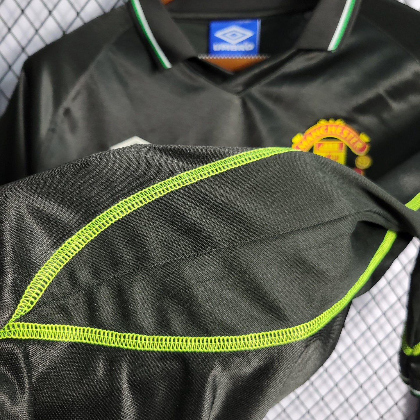 Camisa Manchester United Reserva 1998 - Versão Retro - Boutique do Boleiro