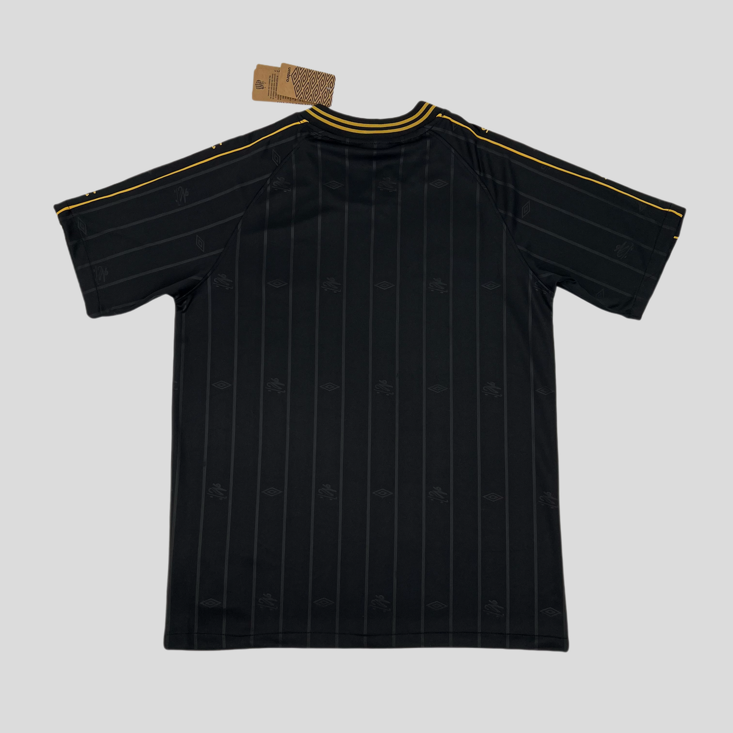 Camisa Santos Edição Especial Charlie Brown Preta 24/25 - Versão Torcedor