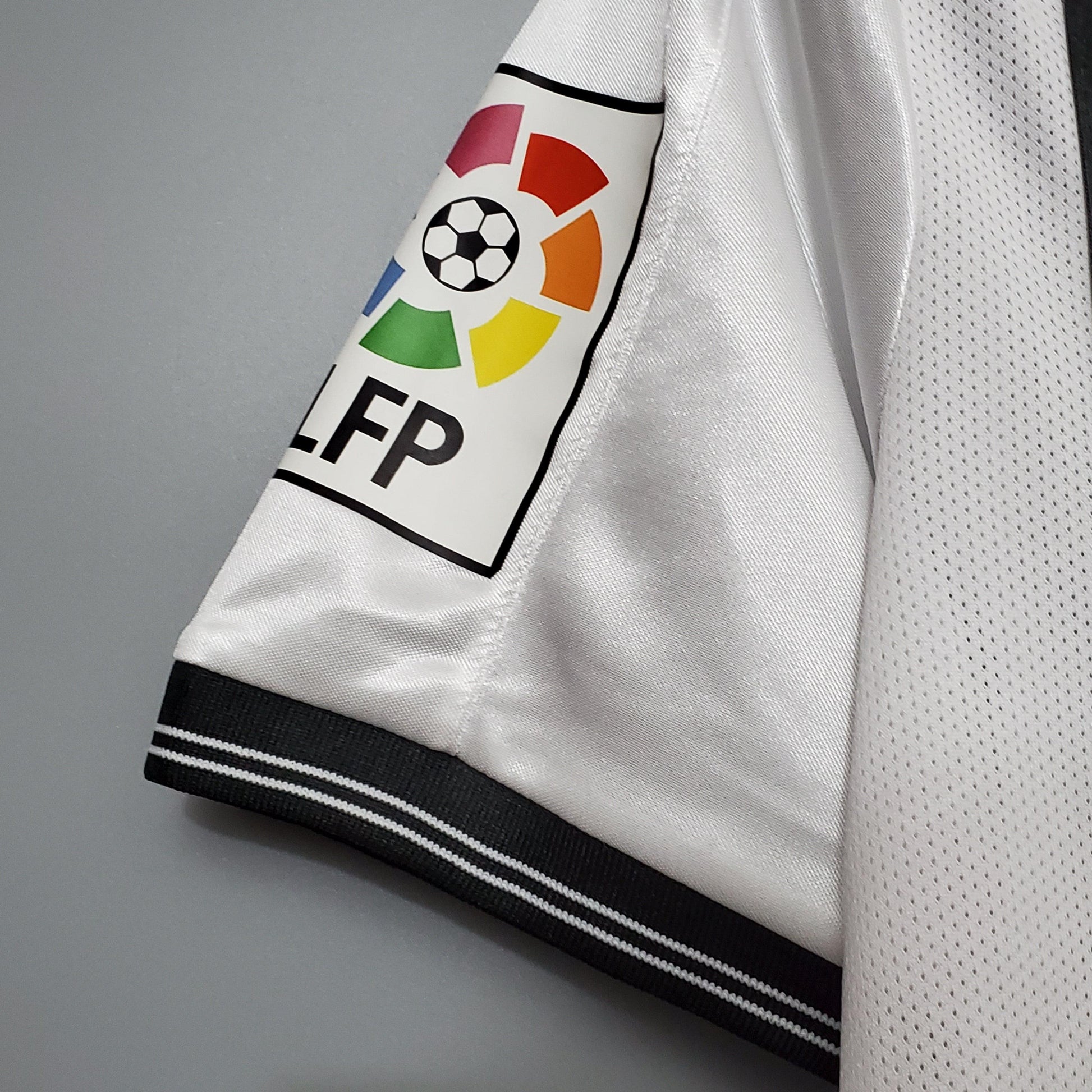 Camisa Valencia Titular 01/02 - Versão Retro - Boutique do Boleiro
