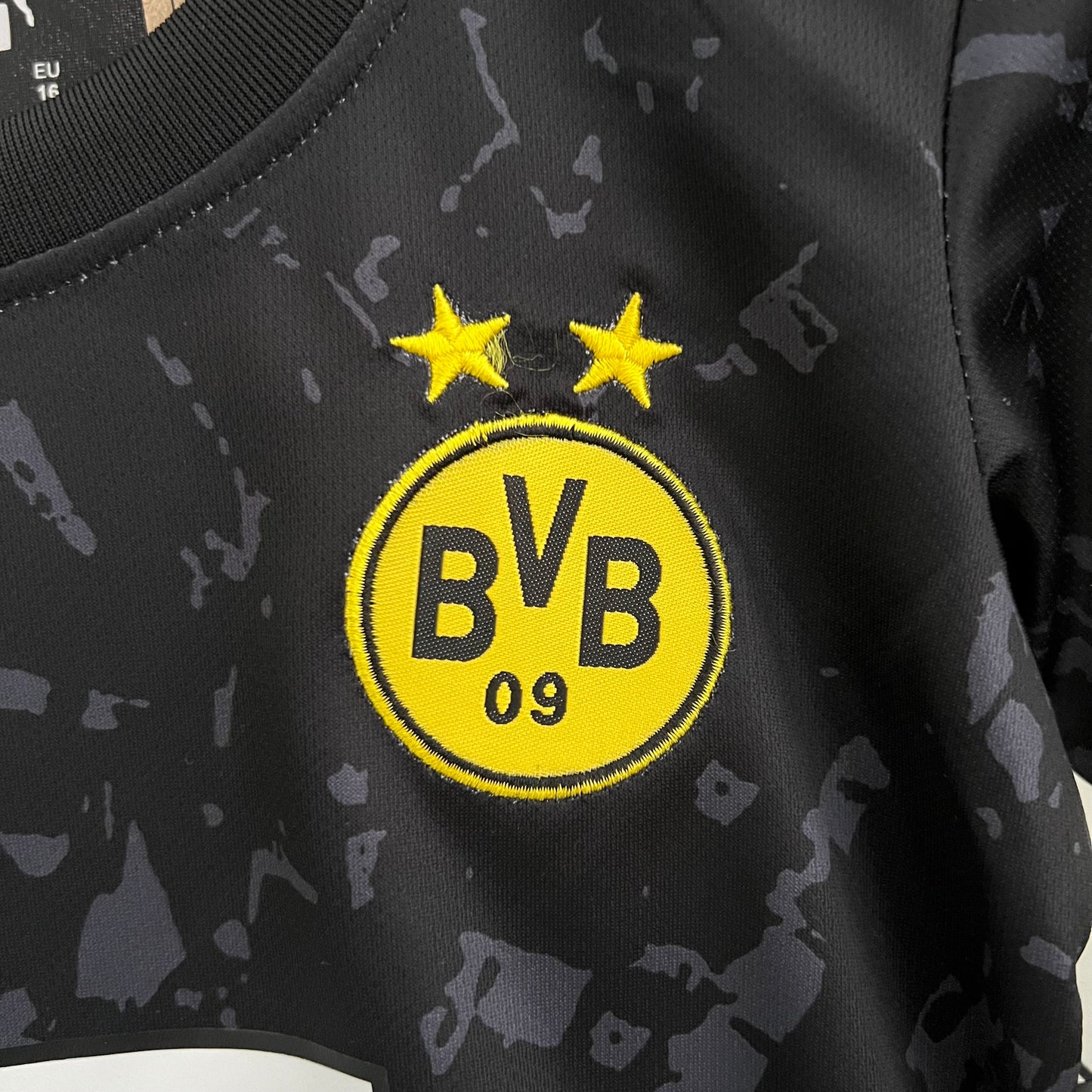 Kit Infantil Borússia Dortmund  2 23/24