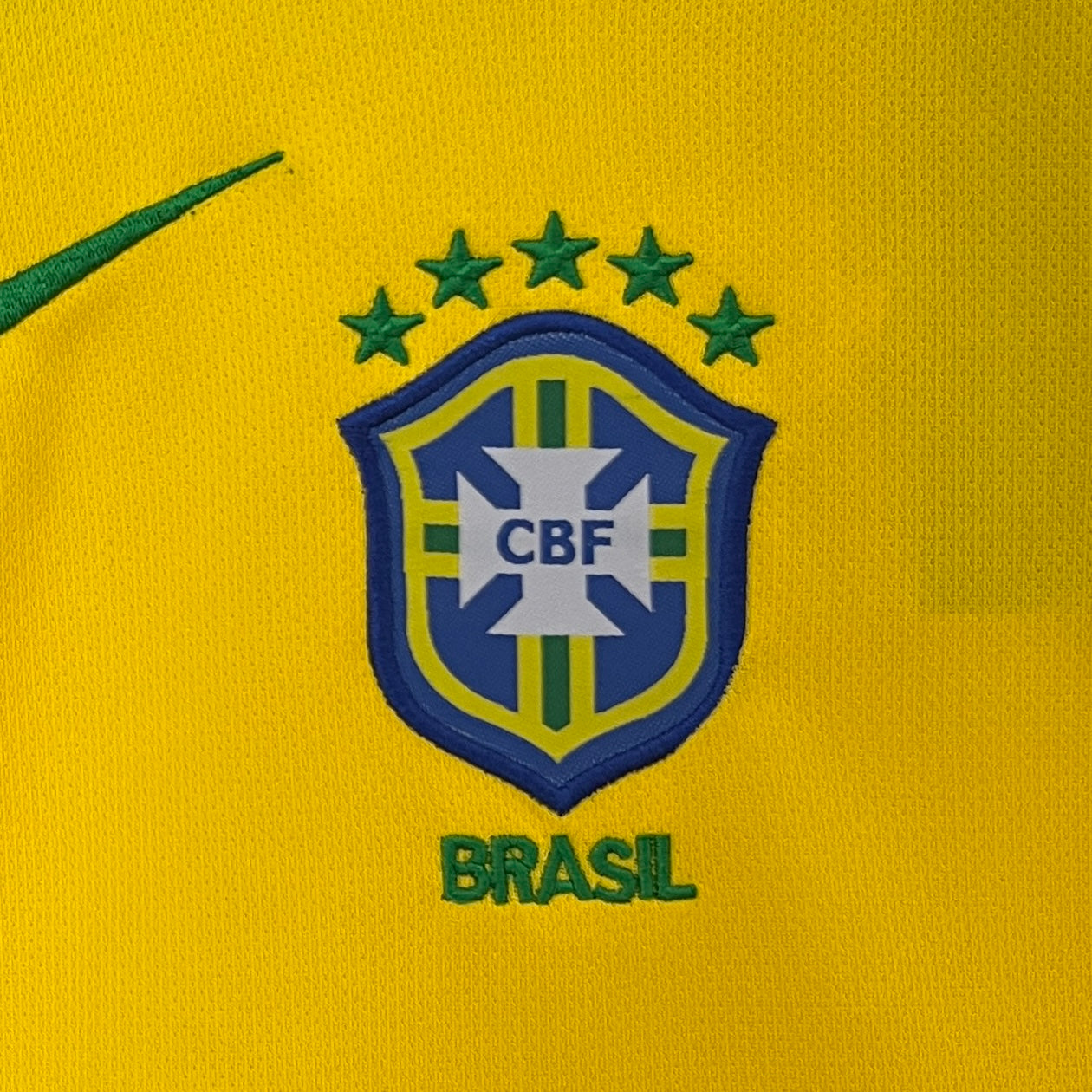Kit Infantil Seleção Titular 2004 - Versão retro