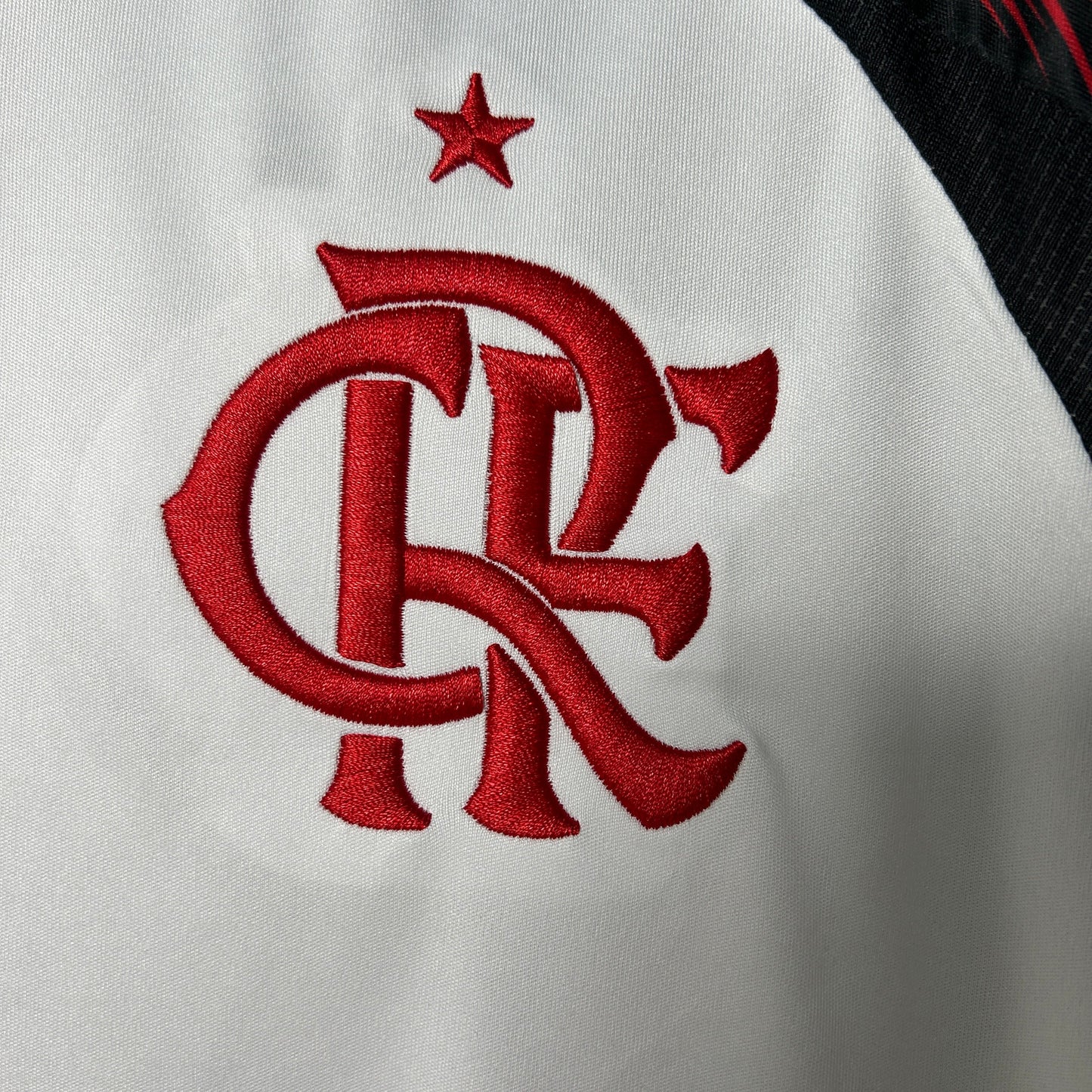 Camisa Flamengo Reserva 25/26 - Versão Torcedor