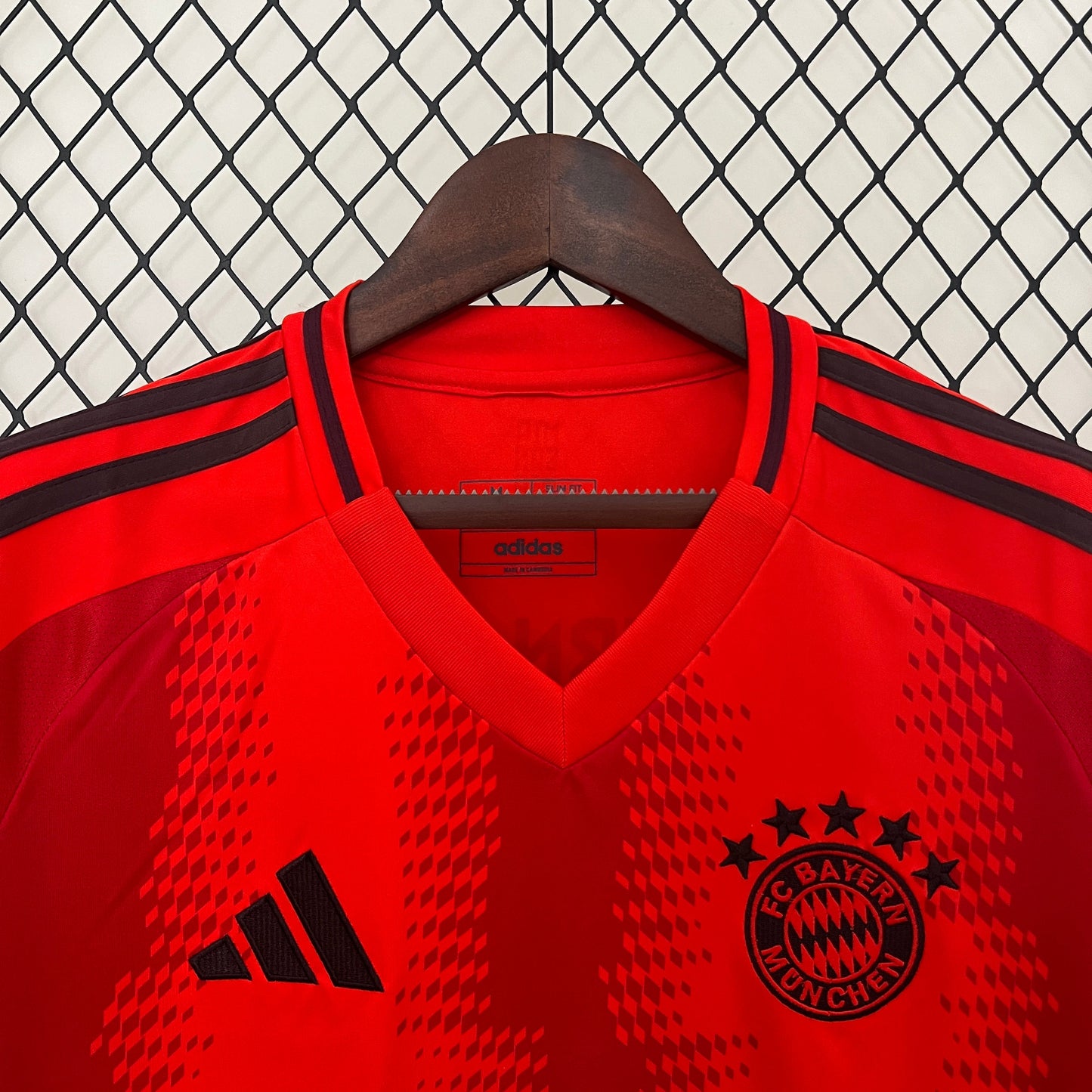Camisa Bayern Munich Titular 24/25 - Versão Torcedor