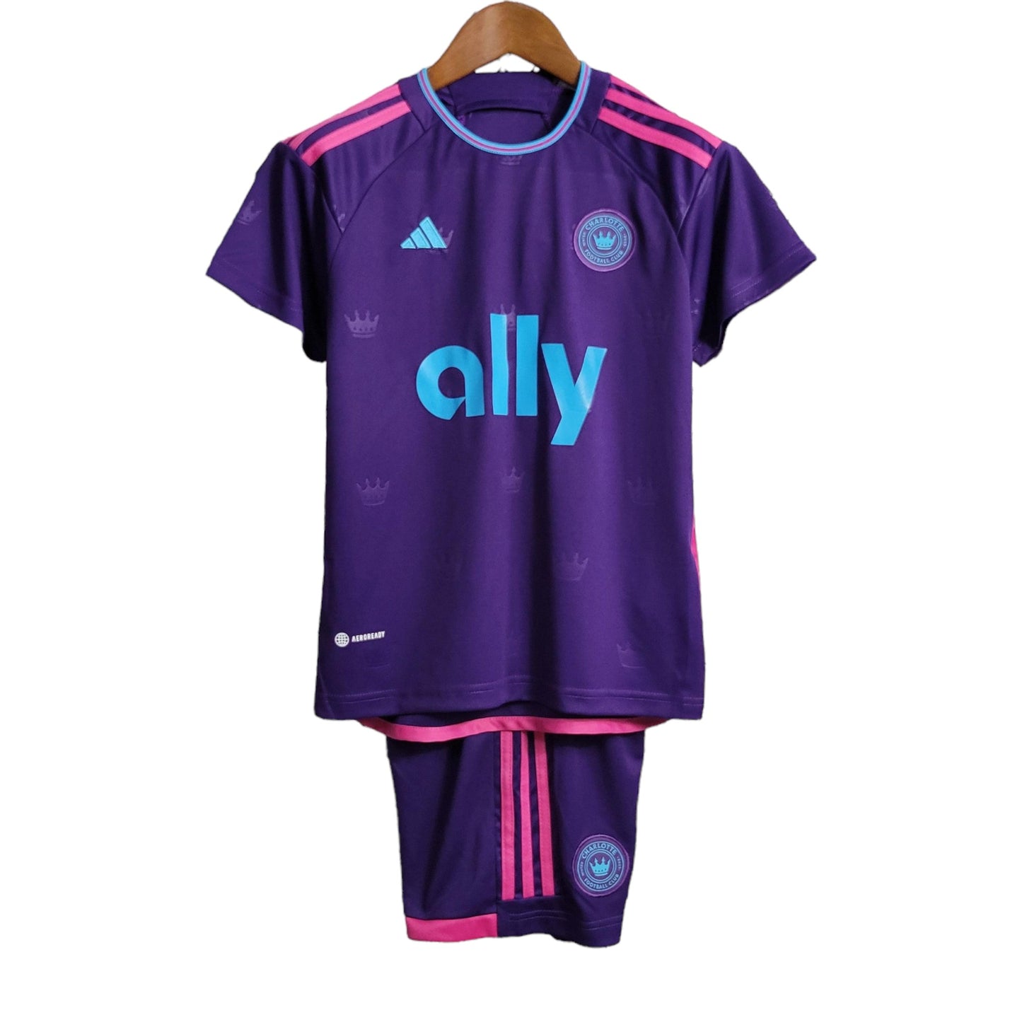 Kit Infantil Charlotte Reserva 23/24