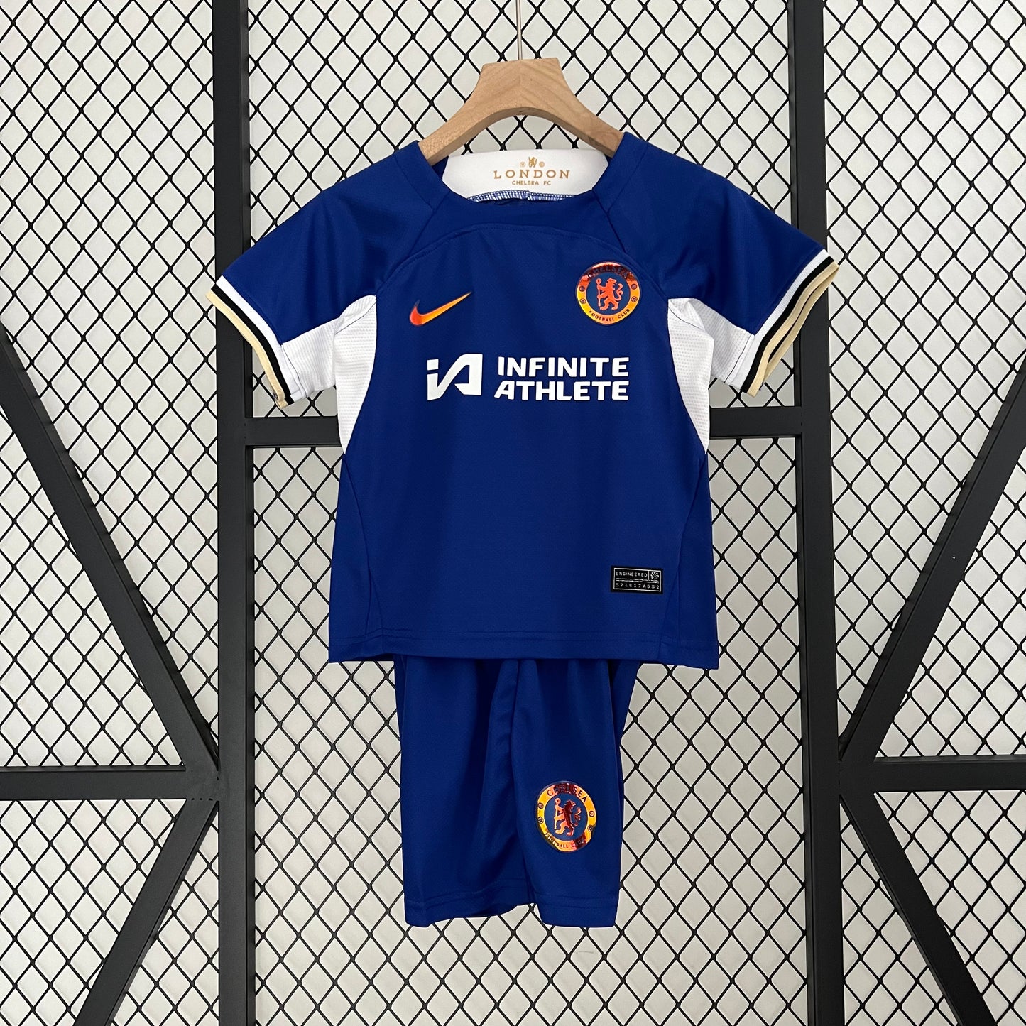Kit Infantil Chelsea 1 23/24
