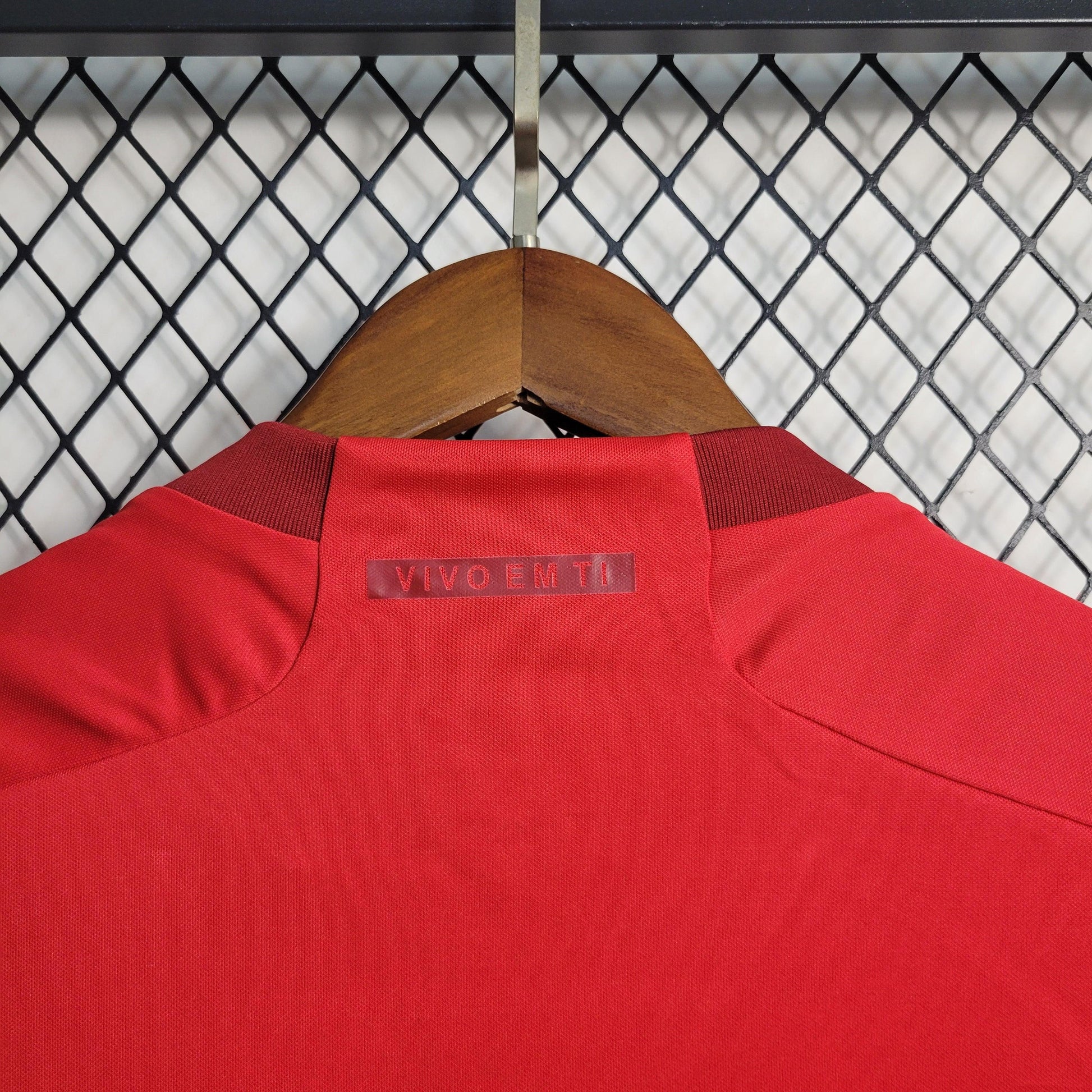 Camisa Internacional Titular 23/24 - Versão feminina - Boutique do Boleiro