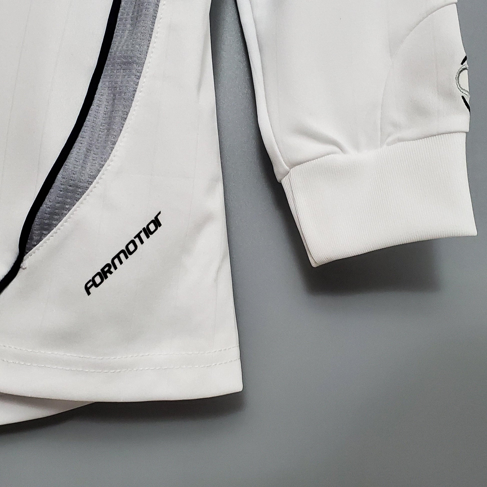 Camisa Real Madrid Titular 06/07 - Versão Retro Manga Comprida - Boutique do Boleiro