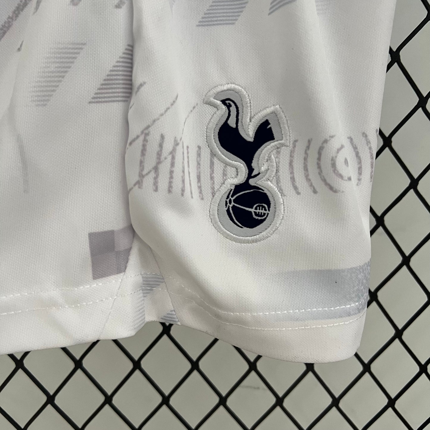 Kit Infantil Tottenham Titular 23/24