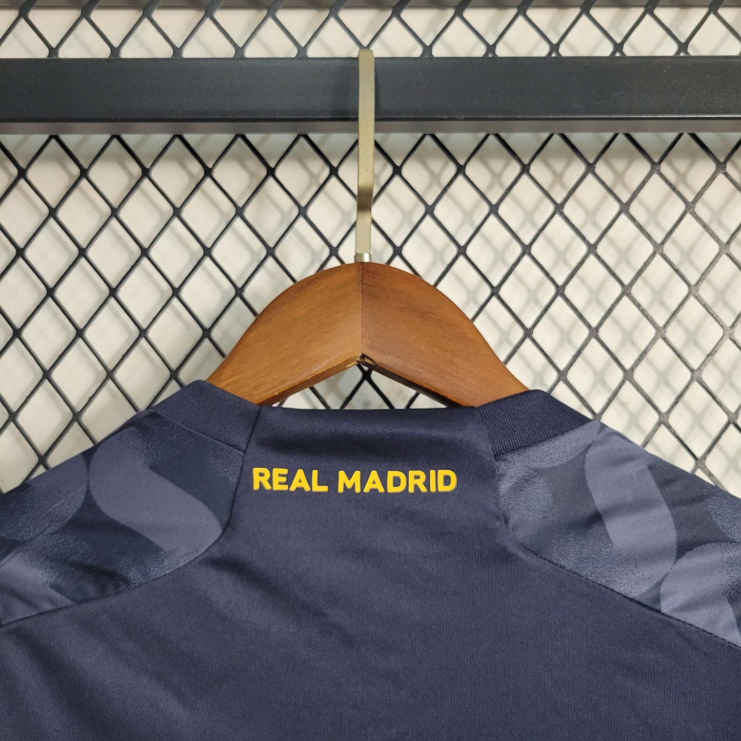 Camisa Real Madrid Reserva 23/24 - Versão Feminina