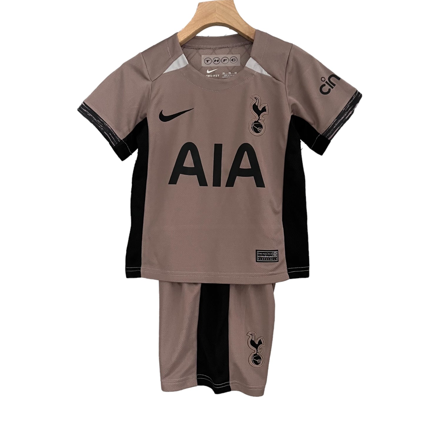 Kit Infantil Tottenham 3 23/24