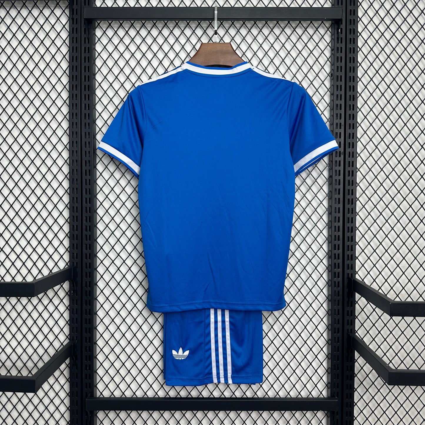 Kit Infantil Real Madrid Reserva 25/26