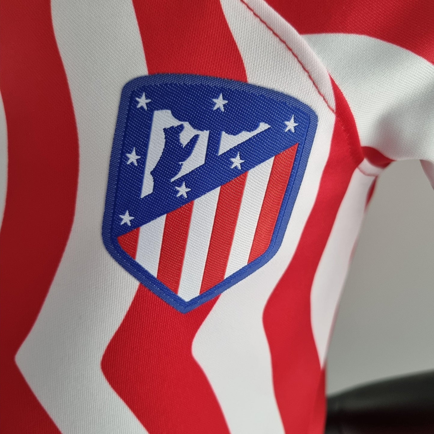 Kit Infantil Atlético de Madrid Titular 22/23 - Boutique do Boleiro