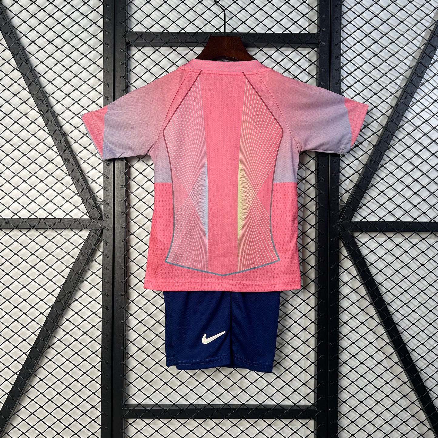 Kit infantil Barcelona Edição Especial 25/26 .