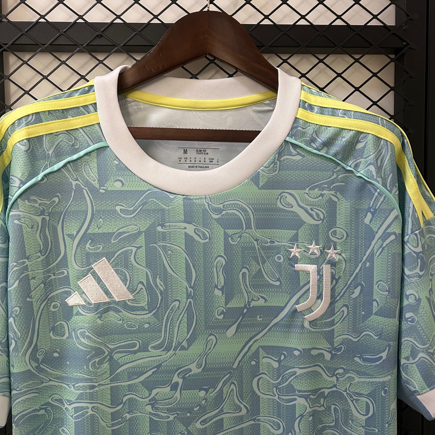 Camisa Juventus Reserva 25/26 - Versão Torcedor