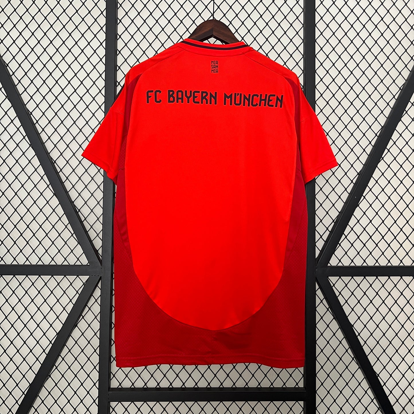 Camisa Bayern Munich Titular 24/25 - Versão Torcedor