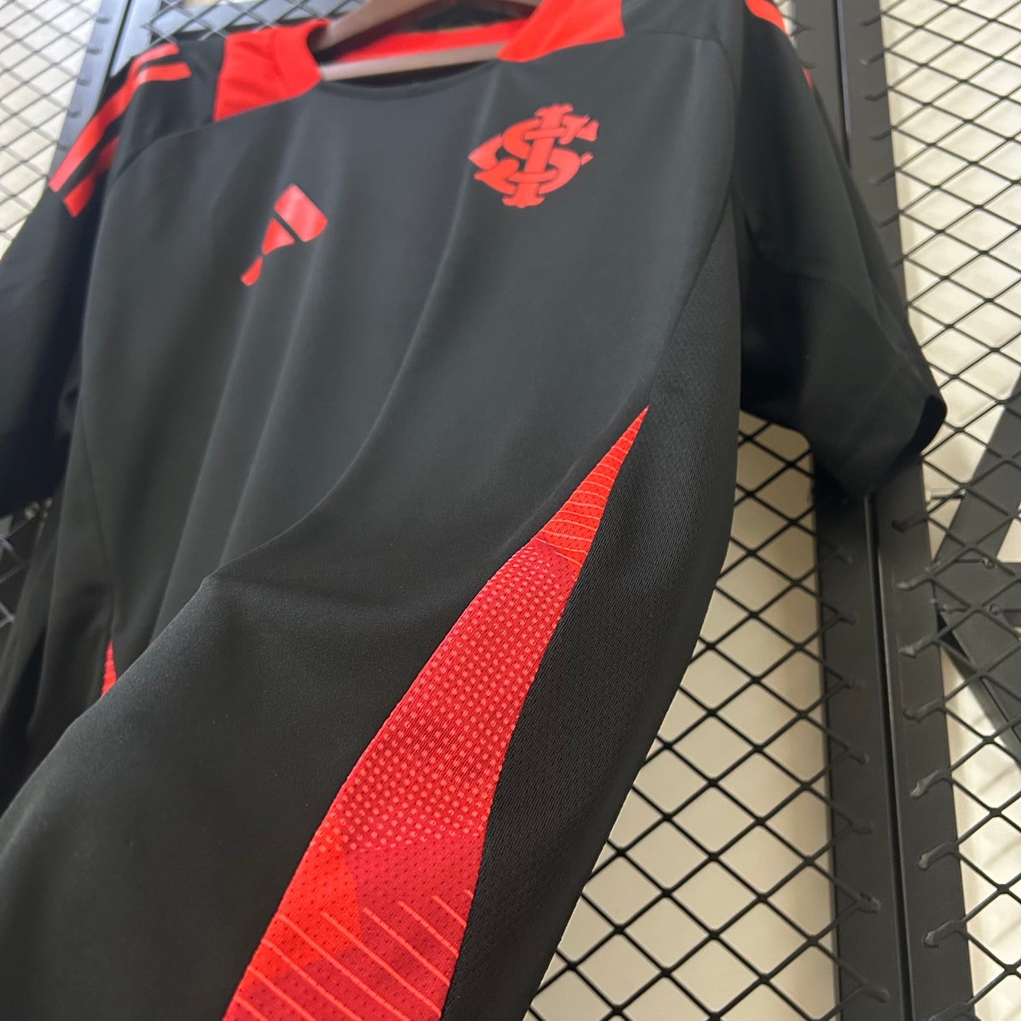 Camisa Internacional Treino 25/26 - Versão Torcedor