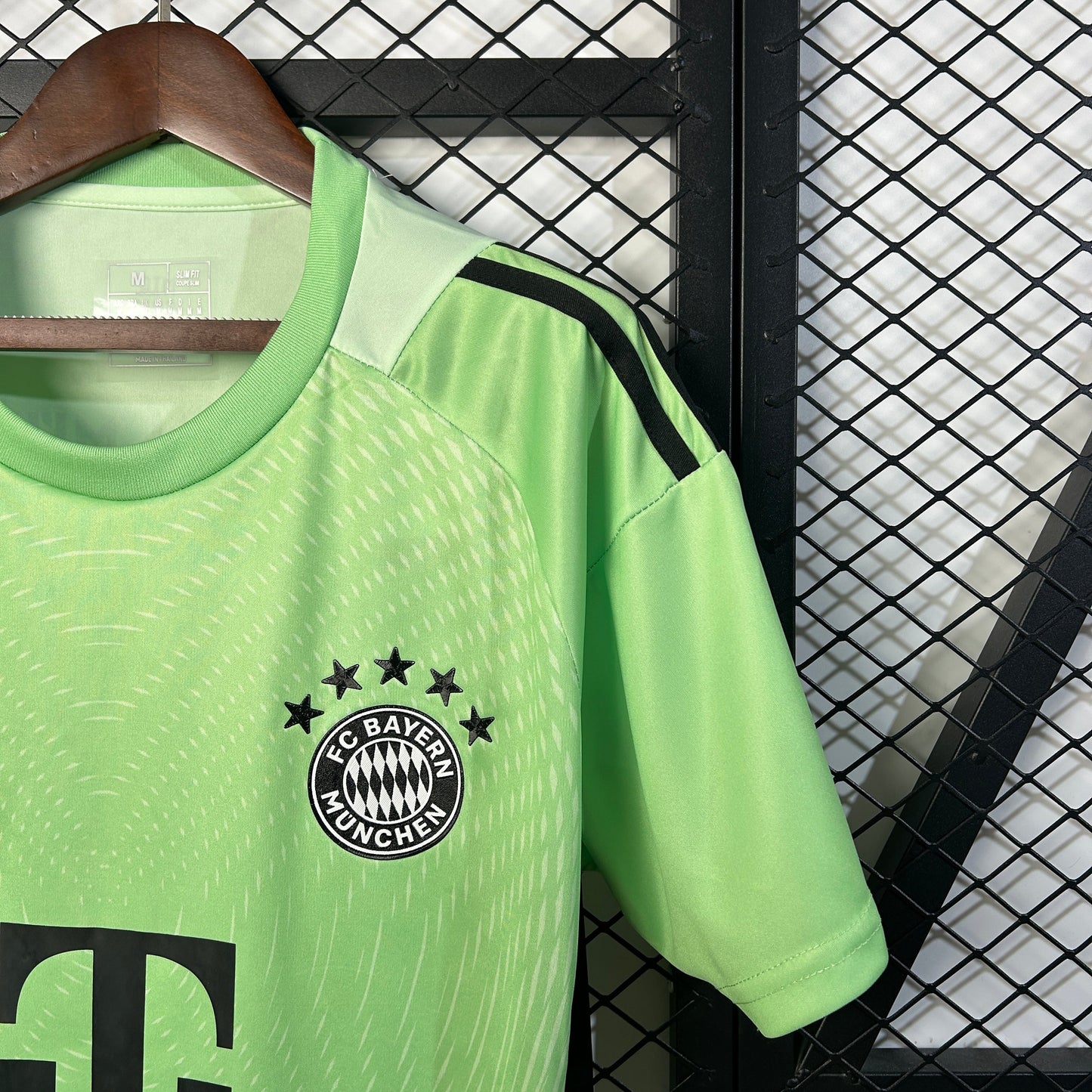 Camisa Bayern Munich Goleiro 25/26 -  Versão Torcedor