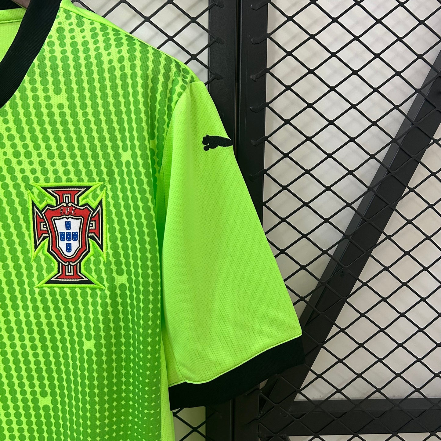 Camisa Portugal Goleiro Verde 25/26 - Versão Torcedor