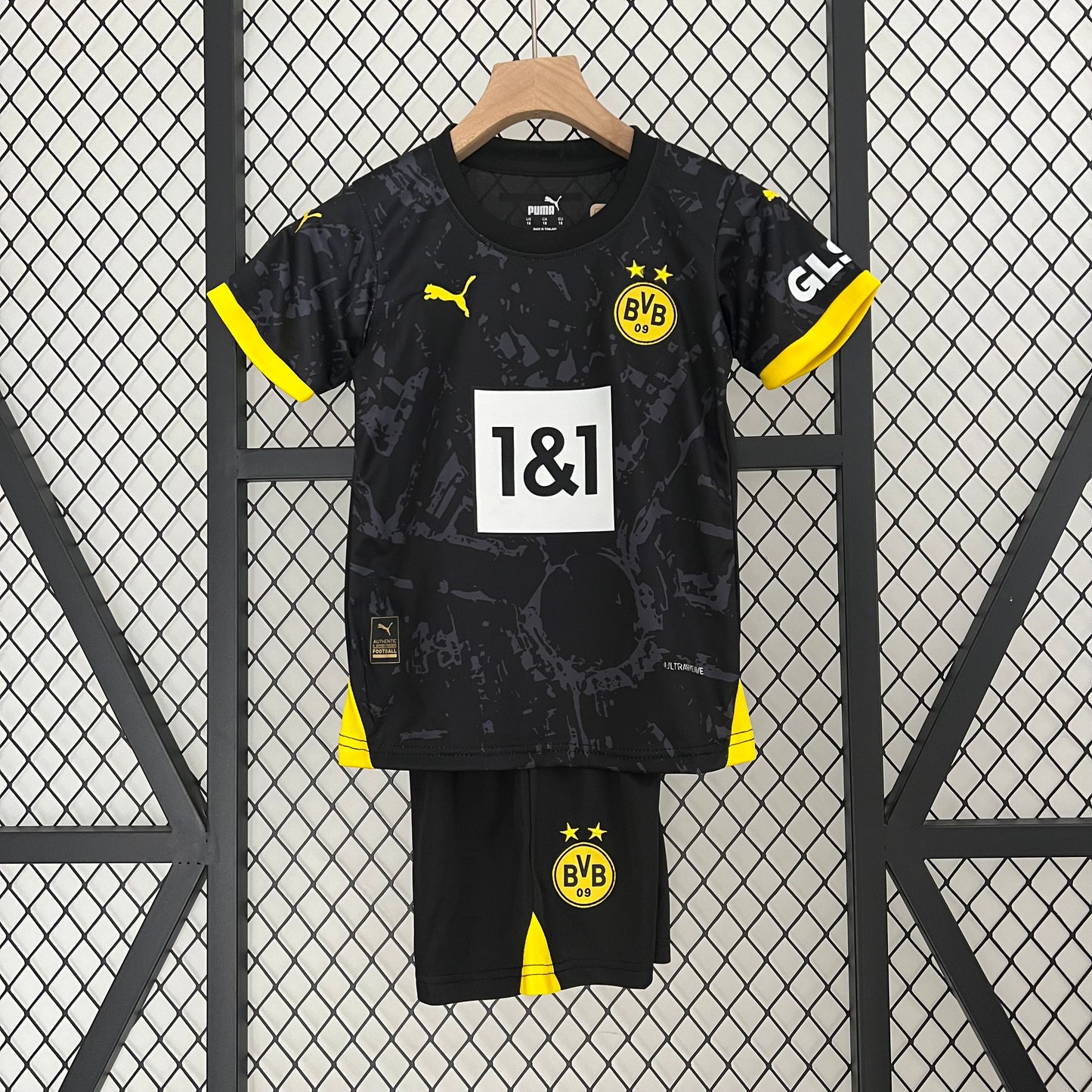 Kit Infantil Borússia Dortmund  2 23/24