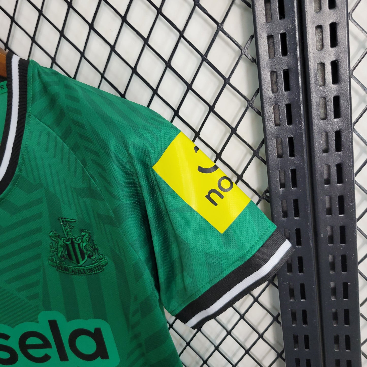 Kit Infantil NewCastle 2 23/24
