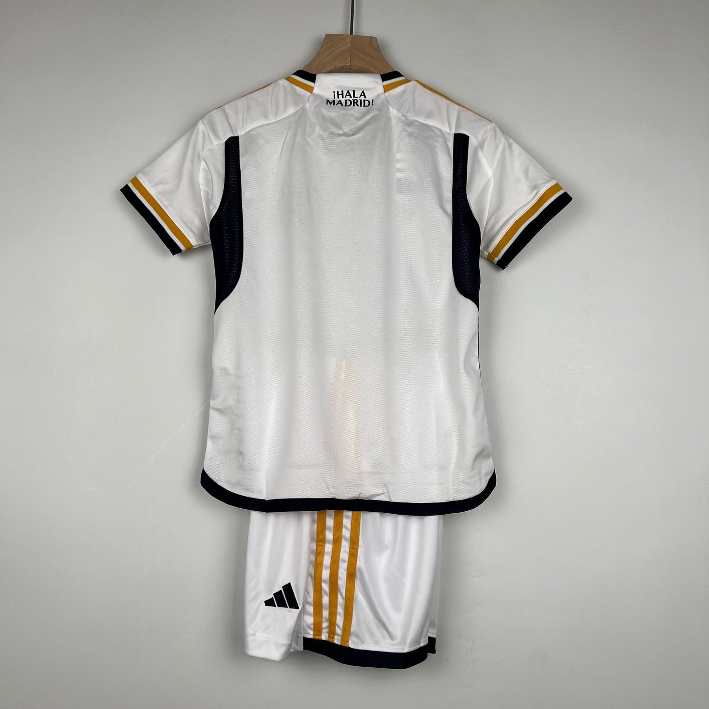 Kit Infantil Real Madrid 1 23/24