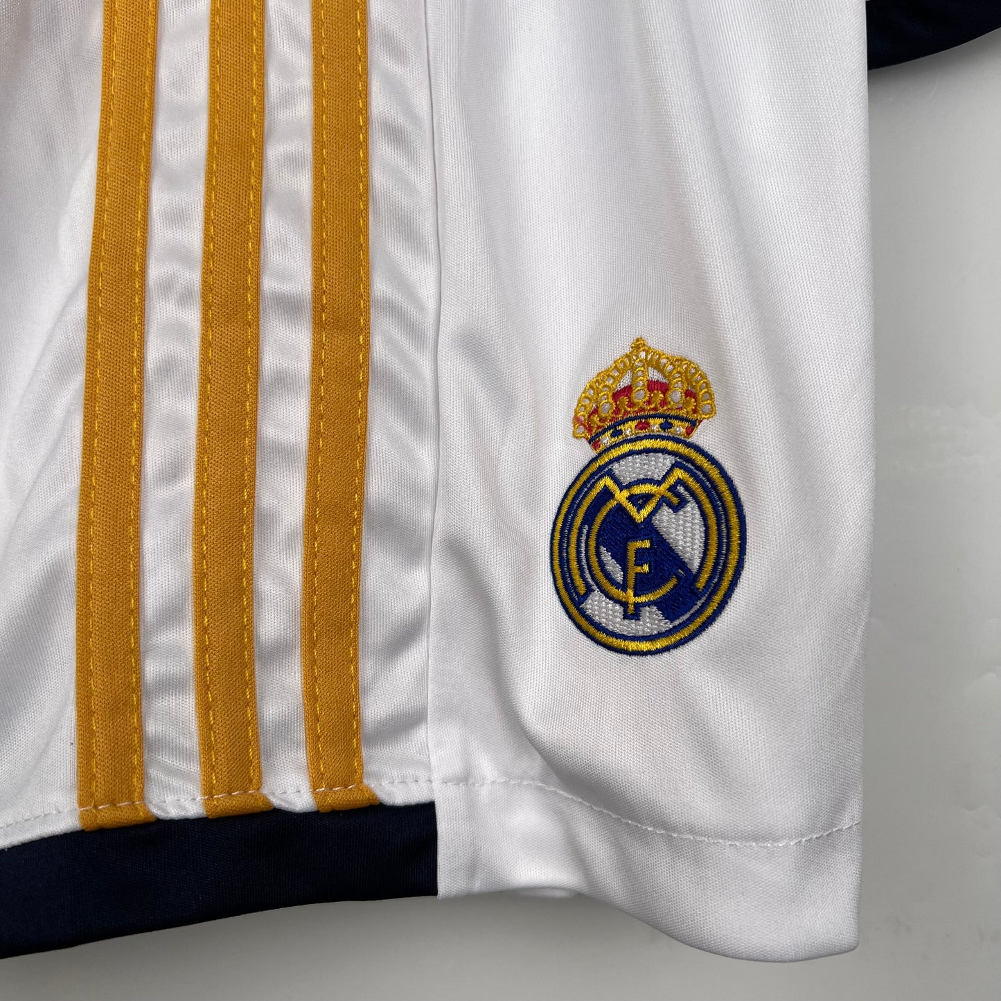 Kit Infantil Real Madrid 1 23/24