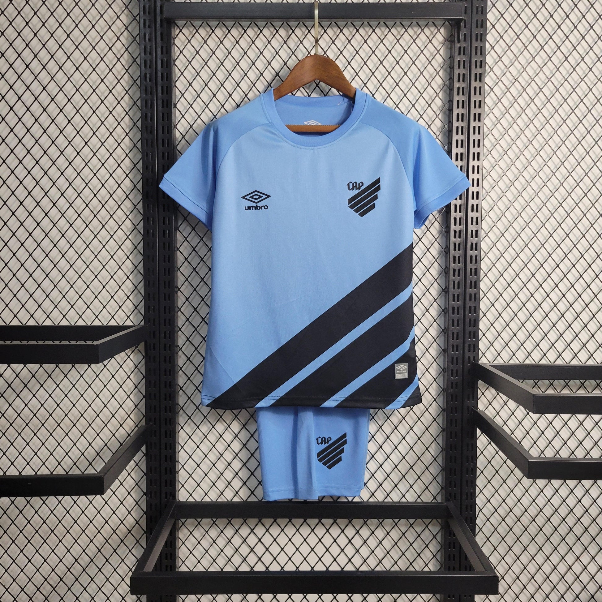 Kit Infantil Athletico Paranaense Terceira Camisa 23/24 - Boutique do Boleiro
