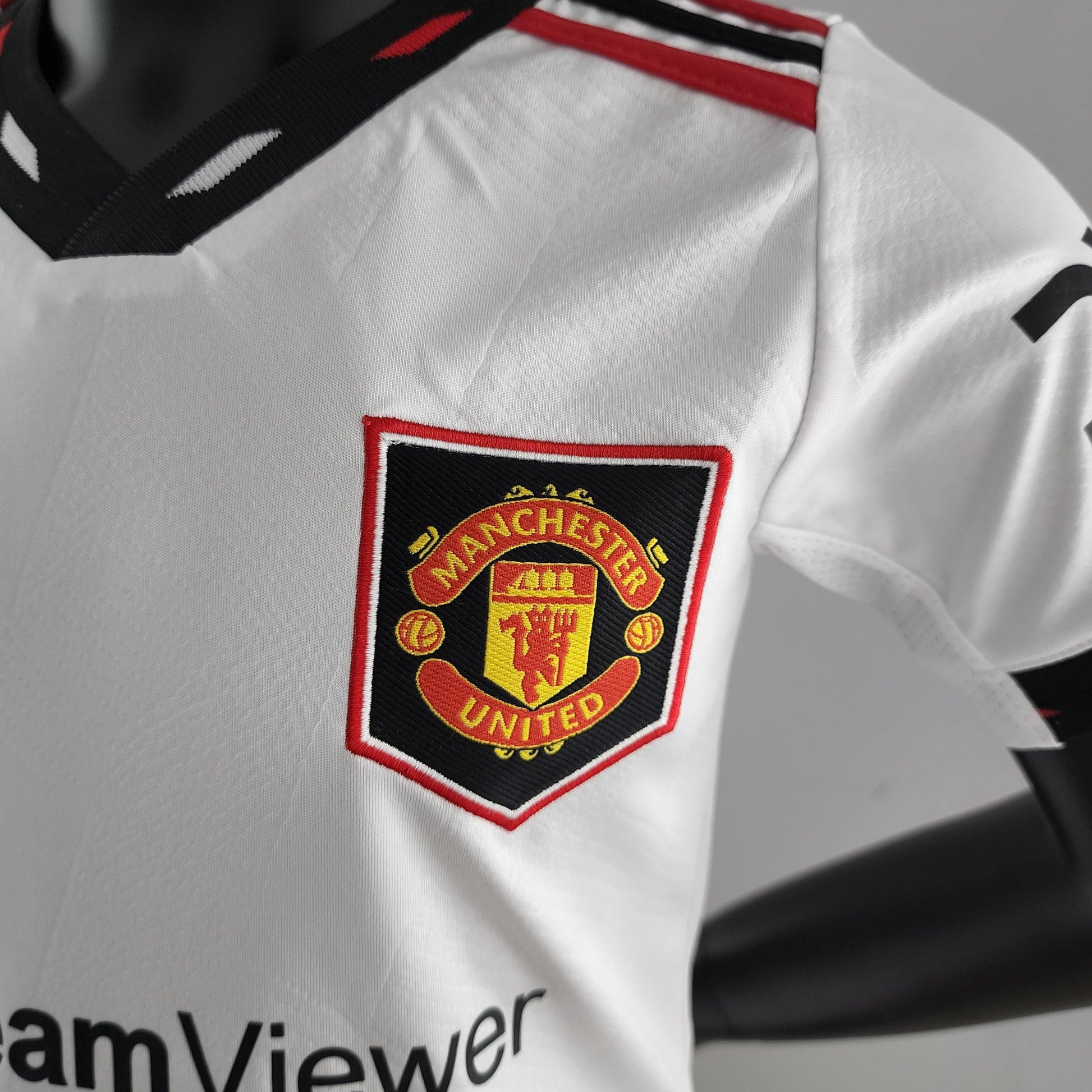 Kit Infantil Manchester United Reserva 22/23 - Boutique do Boleiro