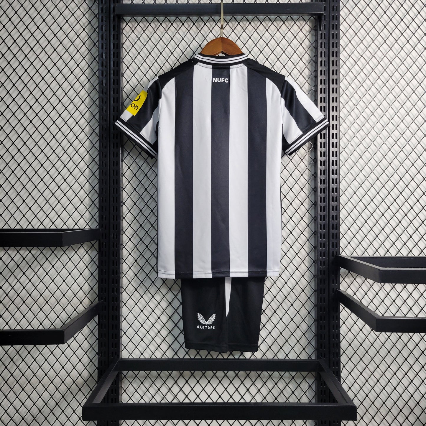 Kit Infantil Newcastle 23/24