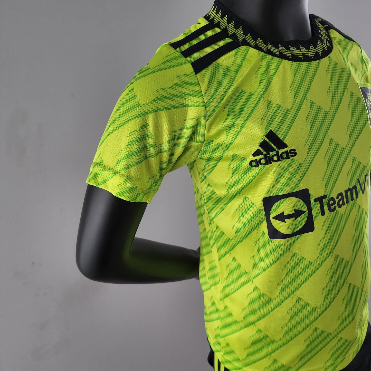 Kit Infantil Manchester United III 22/23 - Boutique do Boleiro