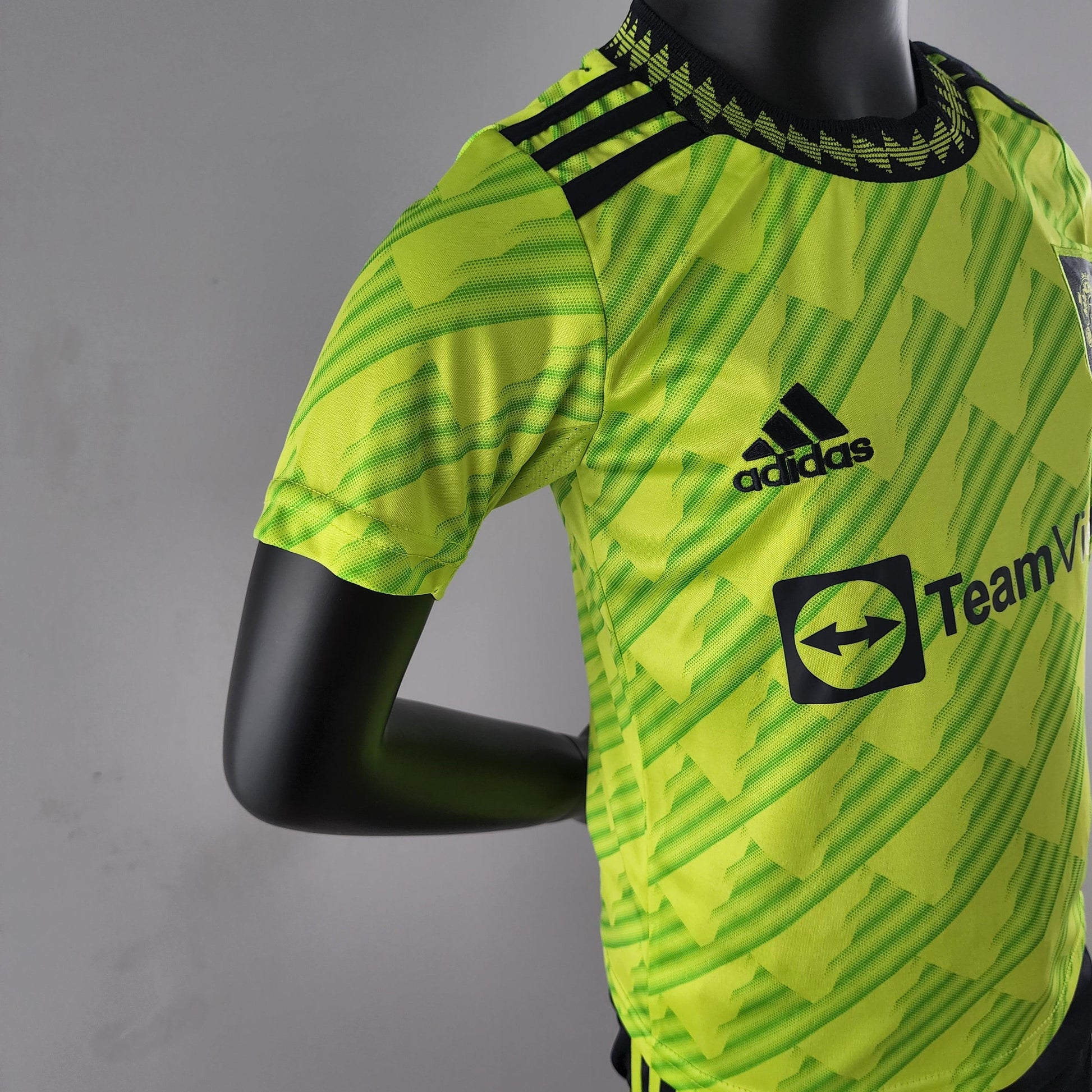 Kit Infantil Manchester United III 22/23 - Boutique do Boleiro