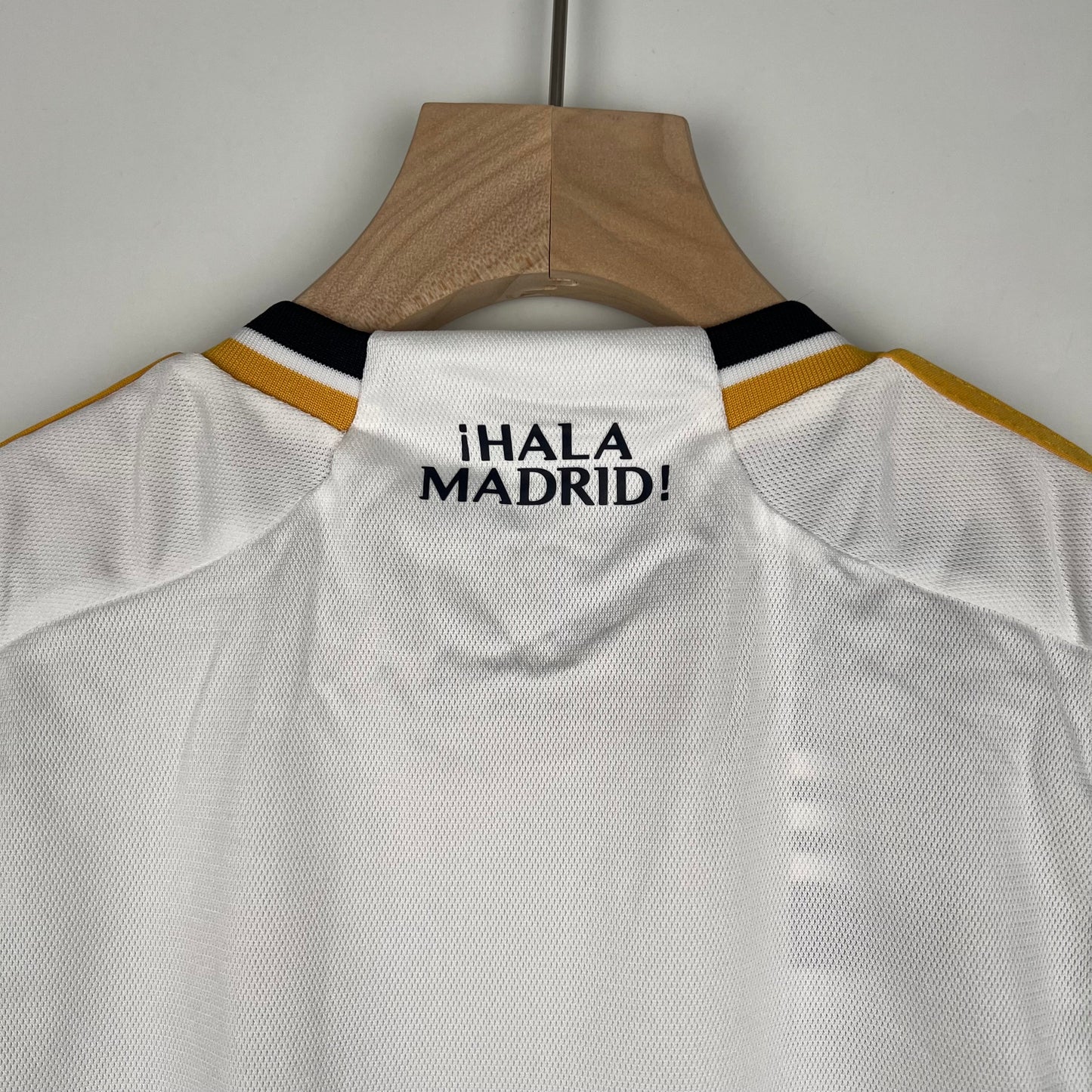 Kit Infantil Real Madrid 1 23/24