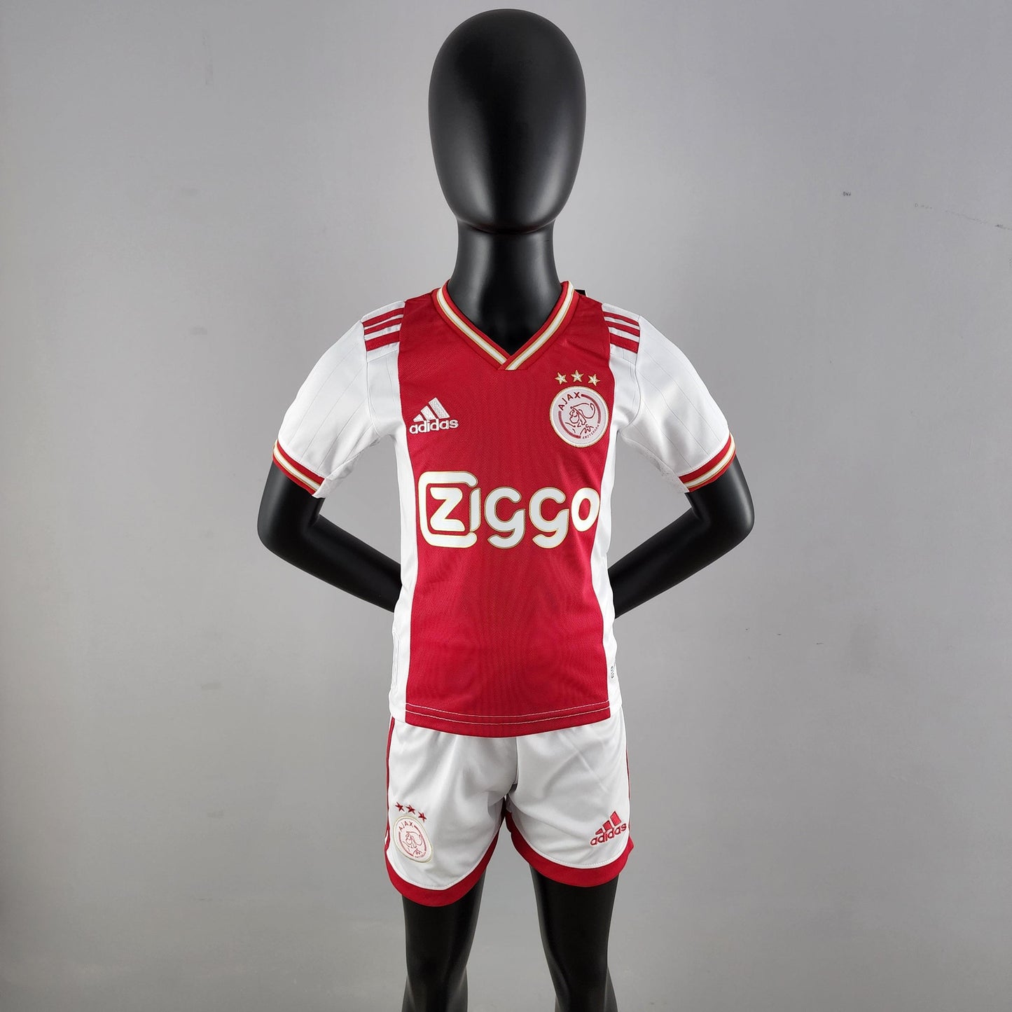 Kit Infantil Ajax Titular 22/23 - Boutique do Boleiro