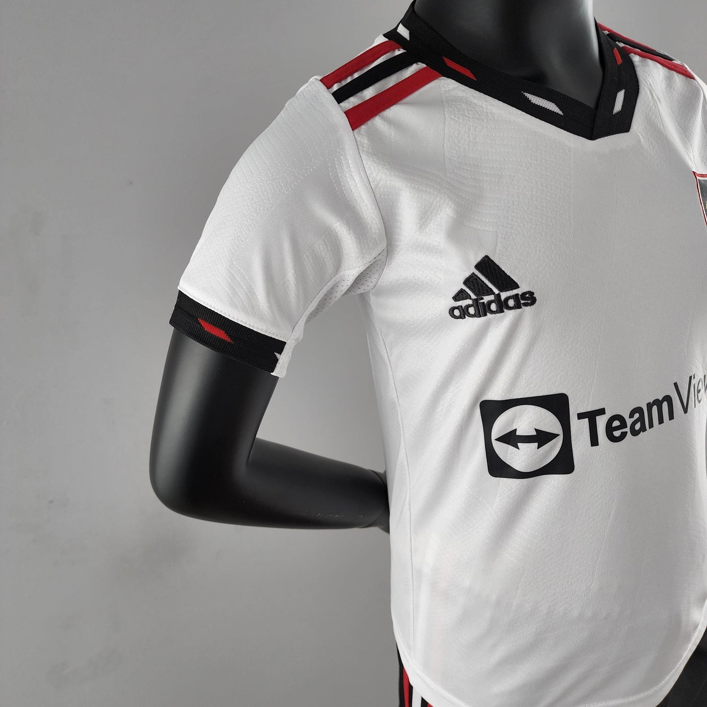 Kit Infantil Manchester United Reserva 22/23 - Boutique do Boleiro