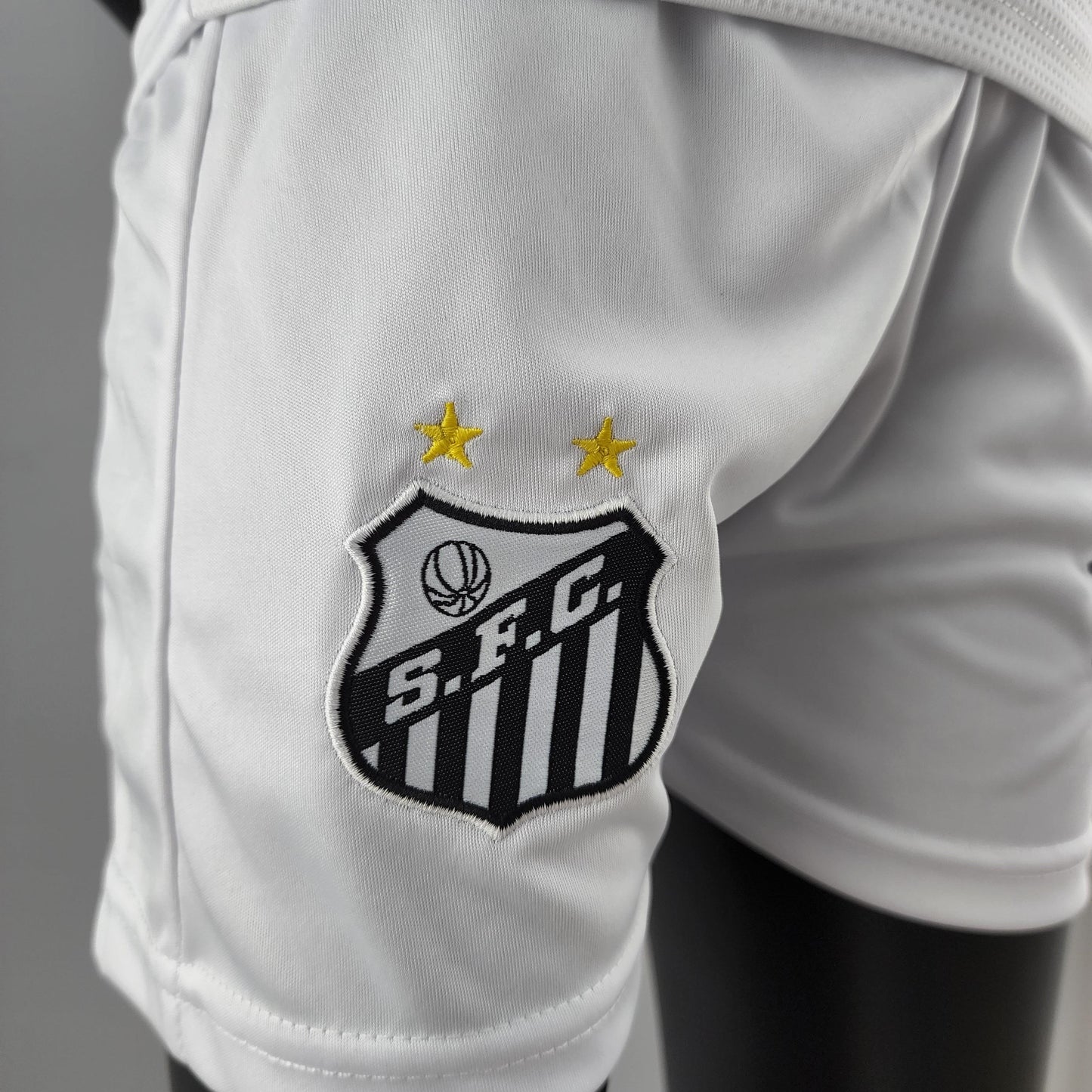 Kit Infantil Santos Titular 22/23 - Boutique do Boleiro